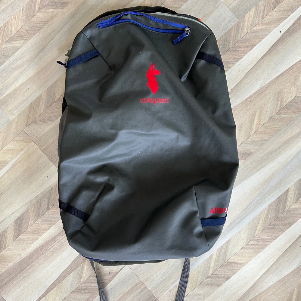 Cotopaxi Travel Backpack - 35L